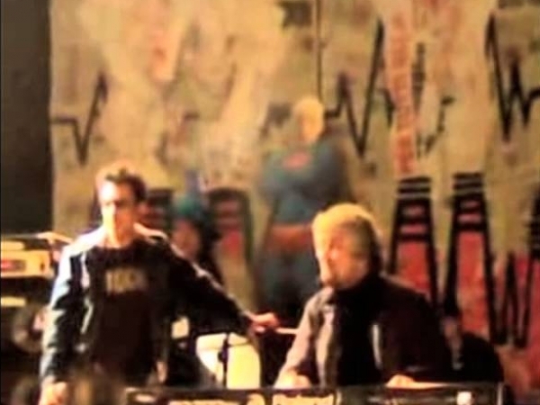 Edoardo Bennato e Beppe Grillo - Nisciuno